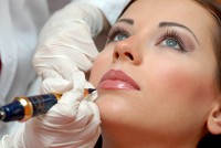 /album/kal%c4%b1c%c4%b1-makyaj/kalici-makyaj-dharma-med2-jpg/